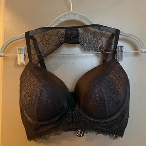 VICTORIAS SECRET LACE BRA